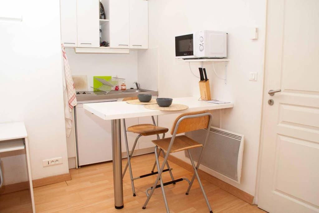 Ferienwohnung Lulu, Le Studio Du Chateau Nantes Exterior foto